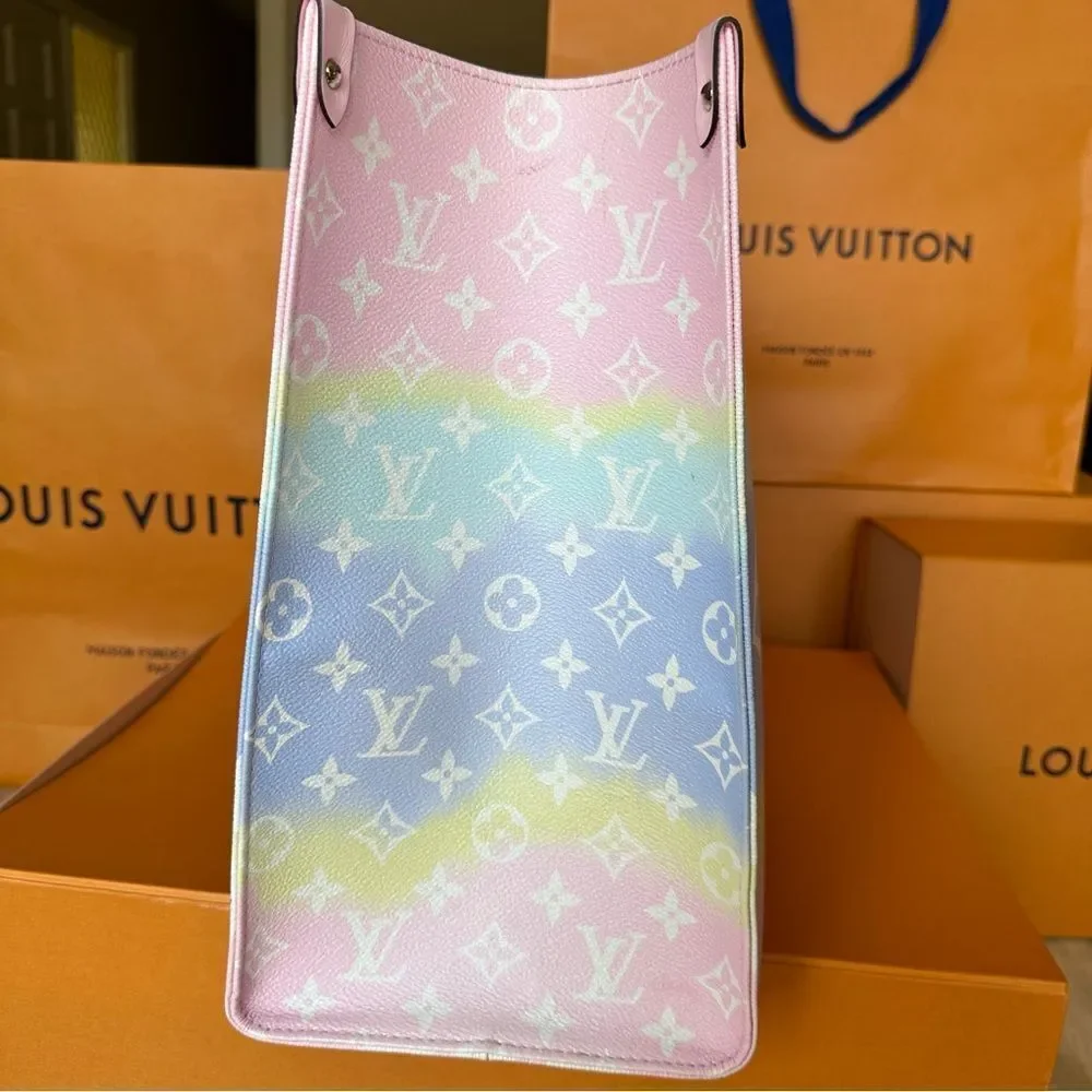 Louis Vuitton Pastel Gradient OnTheGo GM Tote Pink Blue Yellow Ombre Summer 2020